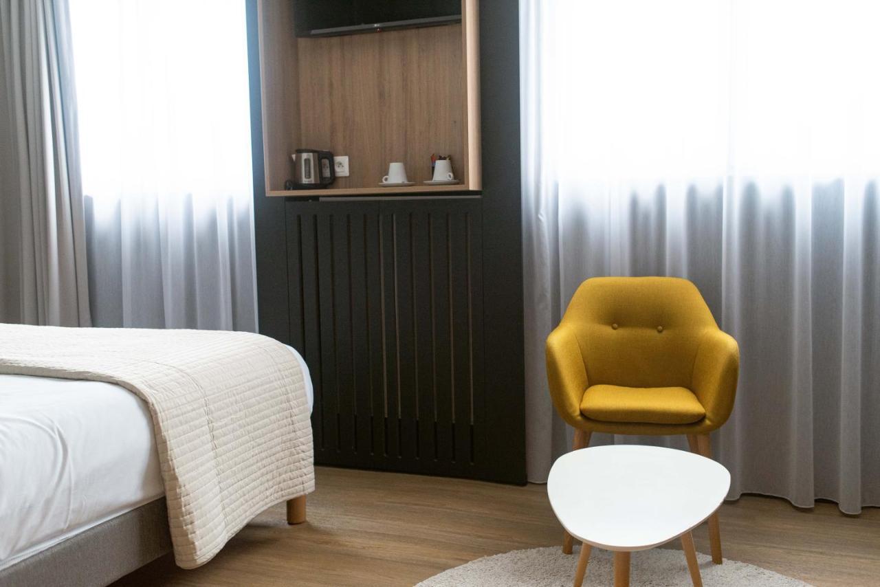 Les Voyageurs Hotell Saint-Renan Eksteriør bilde