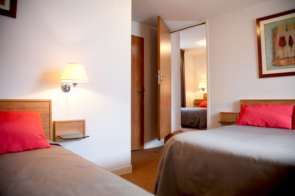 Les Voyageurs Hotell Saint-Renan Eksteriør bilde